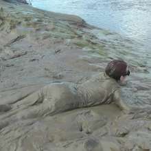 DungeonMasterOne: Sports Girls Mud Crawl