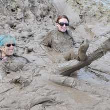 DungeonMasterOne: Sports Girls Mud Crawl