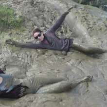 DungeonMasterOne: Sports Girls Mud Crawl