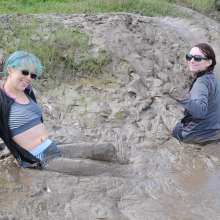 DungeonMasterOne: Sports Girls Mud Crawl