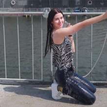 Wet Live Team: Tanya Combined a Walk with a Pleasant Dip in the Water