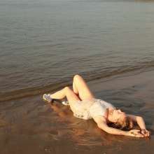 WetPlace: Beautiful Eileen White Dotted Dress In River