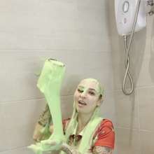 TheGungeZone: Beth's Messy Football Gunging