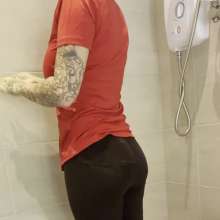 TheGungeZone: Beth's Messy Football Gunging