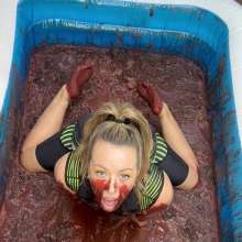 bsmessybakery: Bri's Chocolate Gunge Pool Masturbation