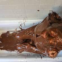 FSChloe: Chloe Loses... Again--And Gets Wet And Messy