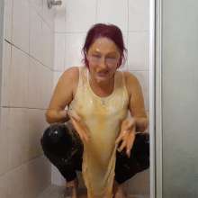 Thefetishgirl: Custard Boot Filling