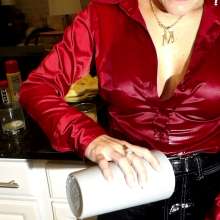 Tight and Wet Clothes: Designer Jeans in the Kitchen Sink
