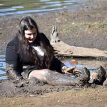 JD and Messy Andi: Muddy Business!