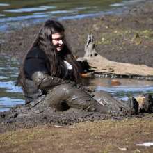 JD and Messy Andi: Muddy Business!