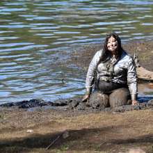JD and Messy Andi: Muddy Business!