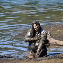 JD and Messy Andi: Muddy Business!