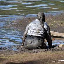 JD and Messy Andi: Muddy Business!