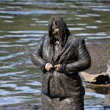JD and Messy Andi: Muddy Business!