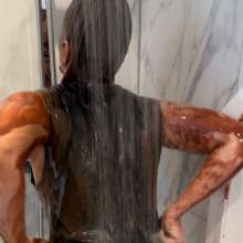 bsmessybakery: Naughty messy shower