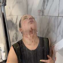 bsmessybakery: Naughty messy shower
