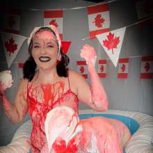 MissNoire - EffToy: Ohhh Canada Day Marshmallow Fluff and Cake Sitting Session