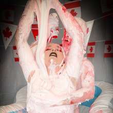 MissNoire - EffToy: Ohhh Canada Day Marshmallow Fluff and Cake Sitting Session