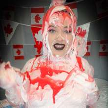 MissNoire - EffToy: Ohhh Canada Day Marshmallow Fluff and Cake Sitting Session