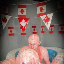MissNoire - EffToy: Ohhh Canada Day Marshmallow Fluff and Cake Sitting Session