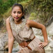 Owen: Jen, Pretty in the River--Photos