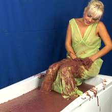 Lara_eurowam: Judith Is Back for Another Chocolate Bath-T480c4