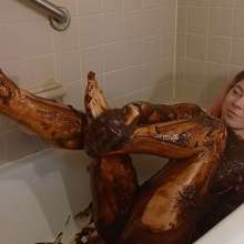 RevSlymsford: Kaydens In A Basque, Wanks + Plays In Chocolate Pudding