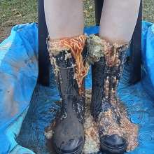 Thefetishgirl: Messy Wellies