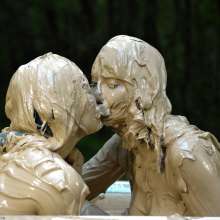 dlodoski: Adventures of the Mud Masseuse, Mina and Kendra--Photos