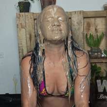 Wam Bagheera Studio: New Messy Game: Looking in The Bucket of Chocolate!
