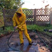 Thefetishgirl: Rainwear Mud Clean Off