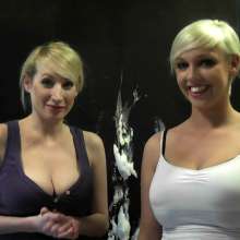RevSlymsford: Scarlet and Messy Jessie : National Cleavage Day
