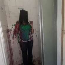 Thefetishgirl: Shower Gunge Tank