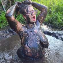 MelonieNosha: Thicc in the Mud