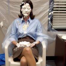 skirtpie: Boss gets pied