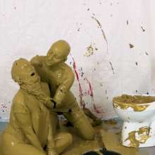 whiteroomberlin: A Video with Clay in an Unusual Container