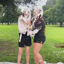 Alana SexyMessyBabes: Cloe and Brittney