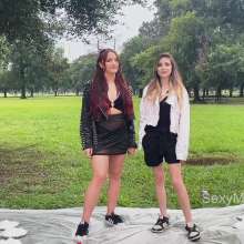 Alana SexyMessyBabes: Cloe and Brittney