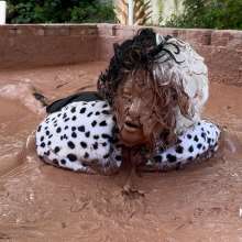Messygirl: New Messygirl Download: Mud Covered Cruella