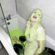 TheGungeZone: Emily's Mega Gunging