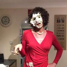 SmokySharon: Messy Session--Help needed:) ( no not that way lol)