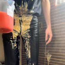 LeatherGunge: Leather pants, slime and custard