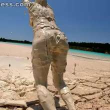 Jayce: Jayce Does It All in Her Fave Mess Ever!  Bottomless Clay!
