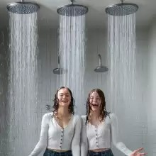 soakher: Jeans in the shower
