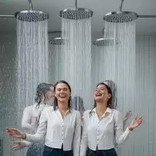 soakher: Jeans in the shower