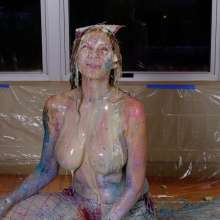 messyhot: Kelly Stark Aka Sober K Smashes a Cake with a View