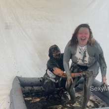 Alana SexyMessyBabes: Muddy Spa Day