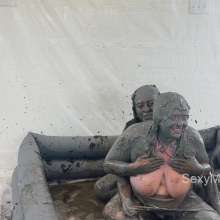 Alana SexyMessyBabes: Muddy Spa Day