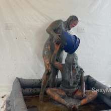 Alana SexyMessyBabes: Muddy Spa Day