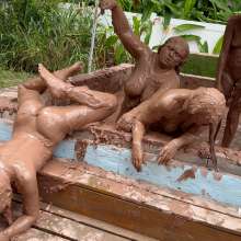Messygirl: New Messygirl Download: Mud Zombies